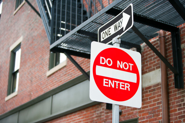 Traffic Signs - Car & Van Hire London at Go Rental